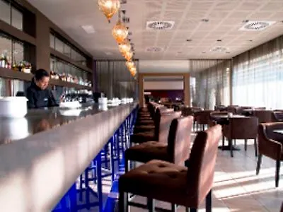 Отель Ciudad De Lucena 4*